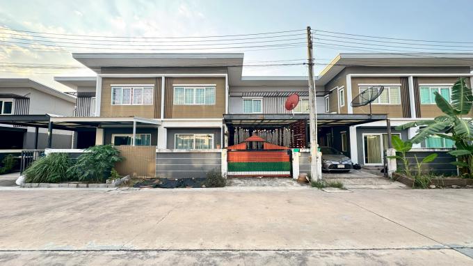 (* ติดจอง) (* รอรีโนเวท) ขายบ้าน ทาวน์เฮ้าส์สองชั้น มือ 2 กรีนเนอรี่ ทาวน์ ตำบล หนองอิรุณ อำเภอบ้านบึง ชลบุรี JS-353