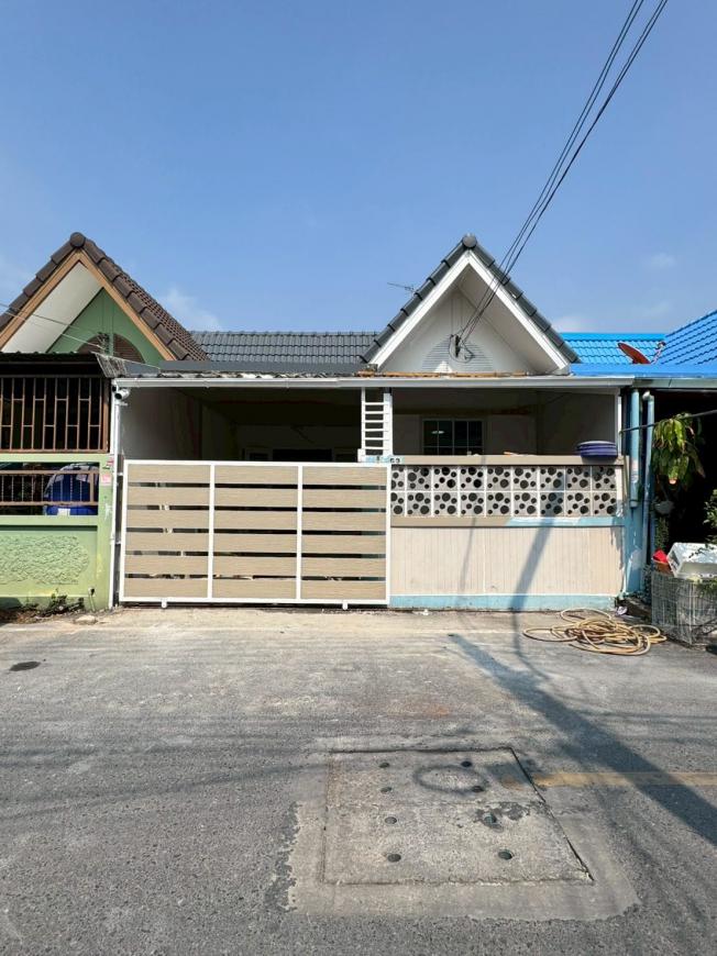 (* ติดจอง) (* กำลังรีโนเวท) ขายบ้าน ทาวน์เฮ้าส์ชั้นเดียว มือ 2 ทรายแก้ว ตำบล ห้วยกะปิ อำเภอเมืองชลบุรี ชลบุรี JS-335