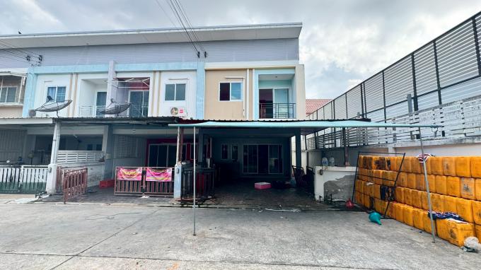 (* ติดจอง) (* รอรีโนเวท) ขายทาวน์โฮมสองชั้น มือ 2 ทำเลบ้านปึก-อ่างศิลา ตำบล บ้านปึก อำเภอ เมืองชลบุรี ชลบุรี JS-381