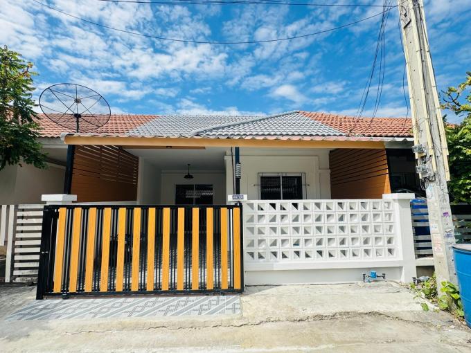 (* ขายแล้ว) ขายบ้าน ทาวน์เฮ้าส์ชั้นเดียว มือ 2 ทรัพย์รุ่งเรืองซิตี้ 1 ตำบล บางนาง อำเภอพานทอง ชลบุรี JS-T101